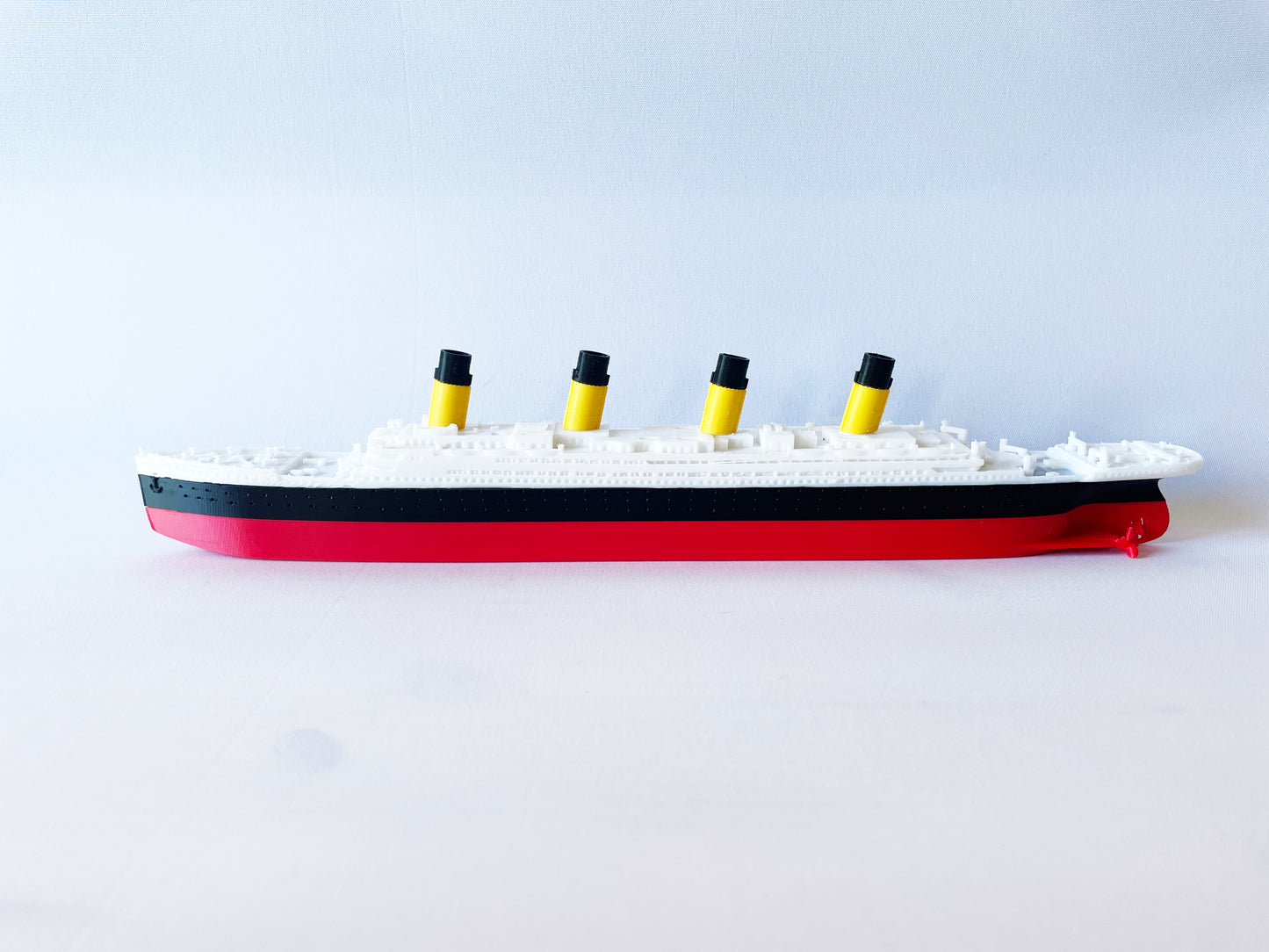RMS TITANIC 3D Printed Replica Model 11.3 Inch 29cm 1:1000 Scale Titanic cake topper
