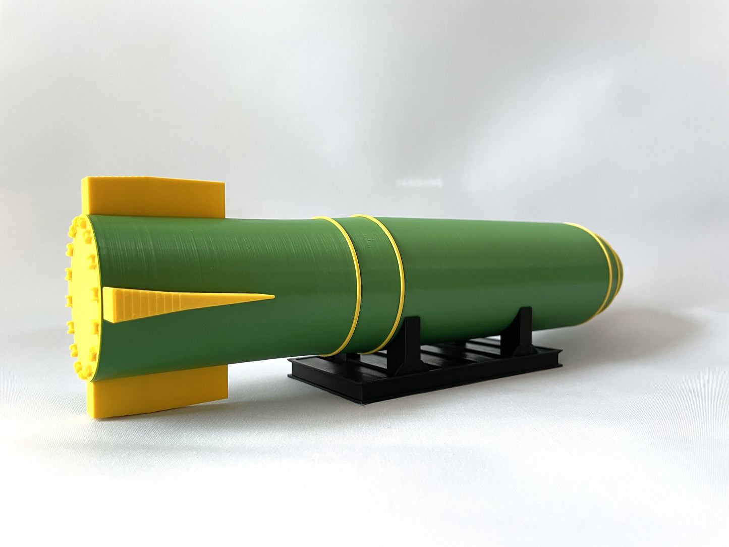 1:24 Scale Mark 17 Thermonuclear Gravity Bomb, Hydrogen Nuke Atom Atomic 3D Printed