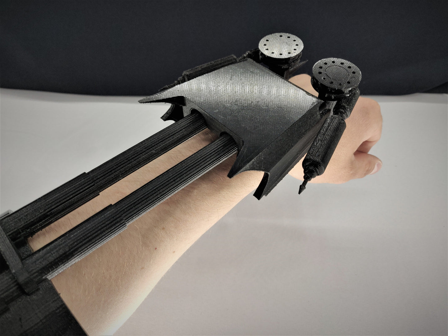 GRAPPLE GAUNLET - Superhero Prop - 3D Printed Replica