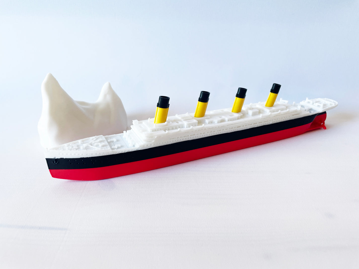 RMS TITANIC 3D Printed Replica Model 11.3 Inch 29cm 1:1000 Scale Titanic cake topper