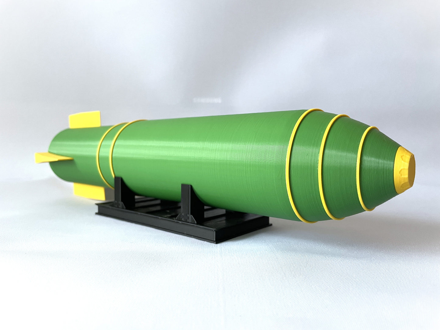 1:24 Scale Mark 17 Thermonuclear Gravity Bomb, Hydrogen Nuke Atom Atomic 3D Printed